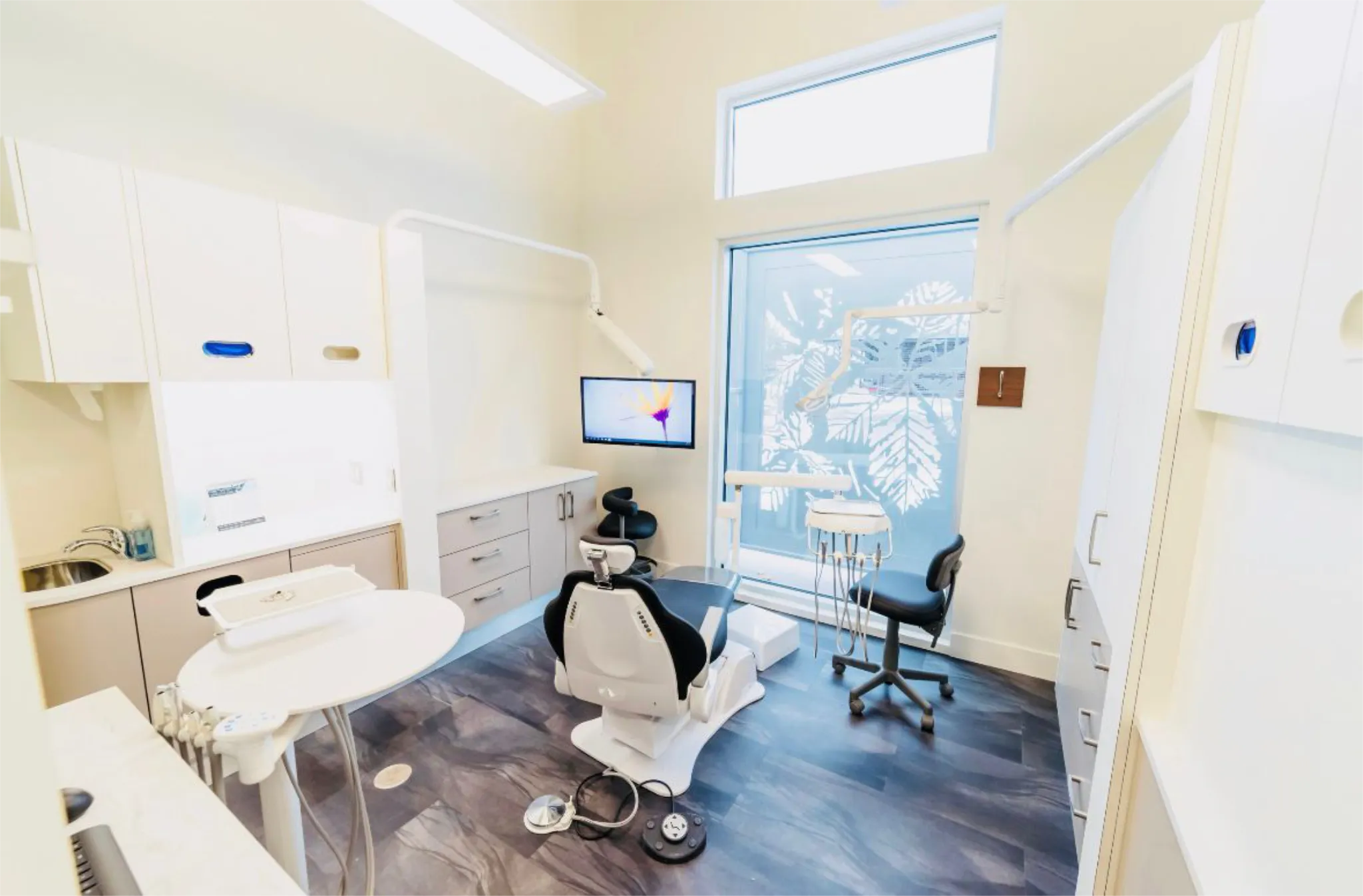 Kelowna dentist Vine Dental Treatment room